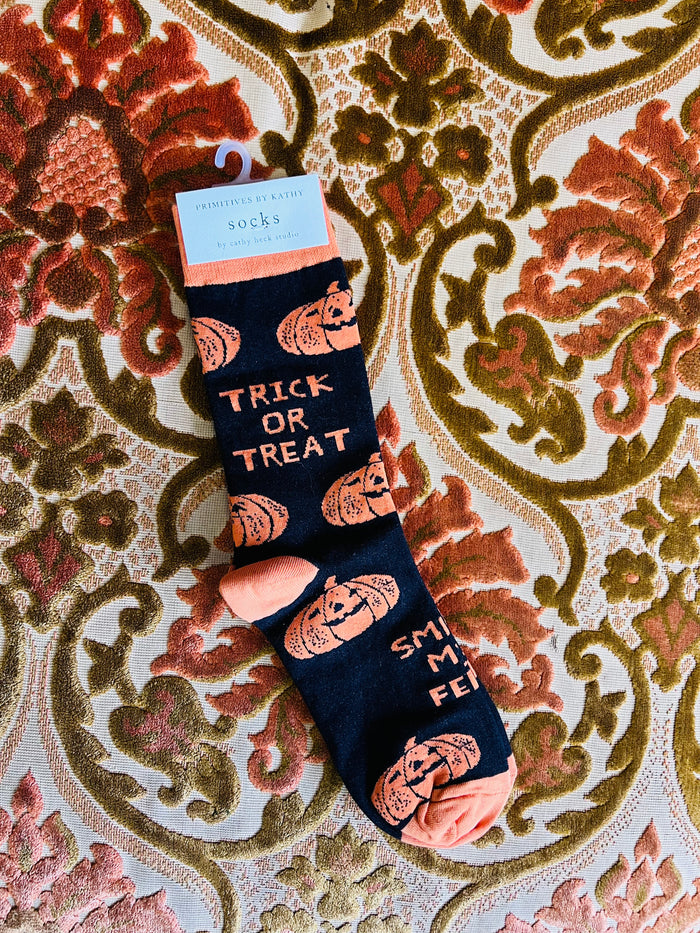 Trick Or Treat Smell My Feet Halloween Socks