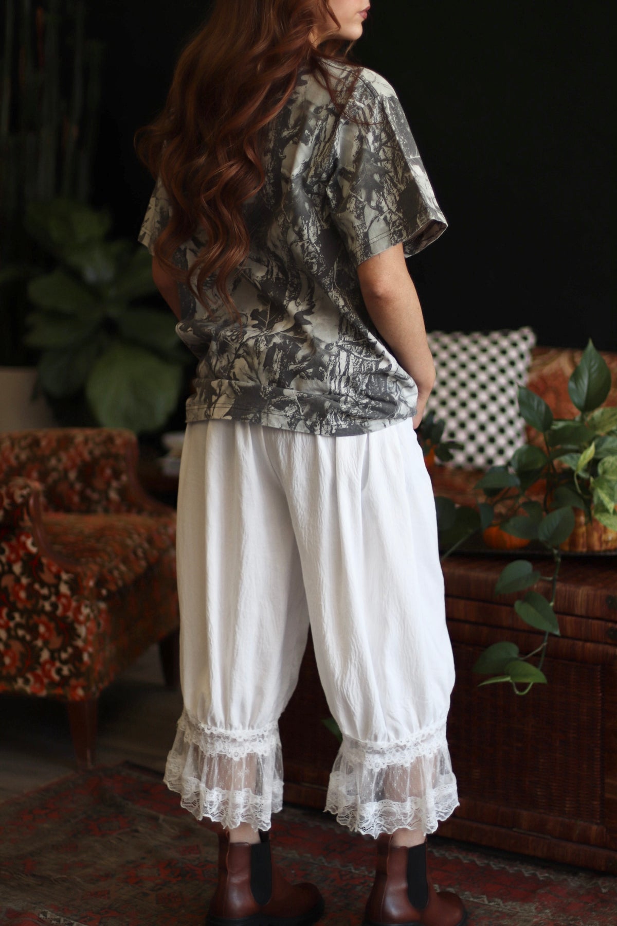 Autumn Groove Lace Hem White Bloomer Pants