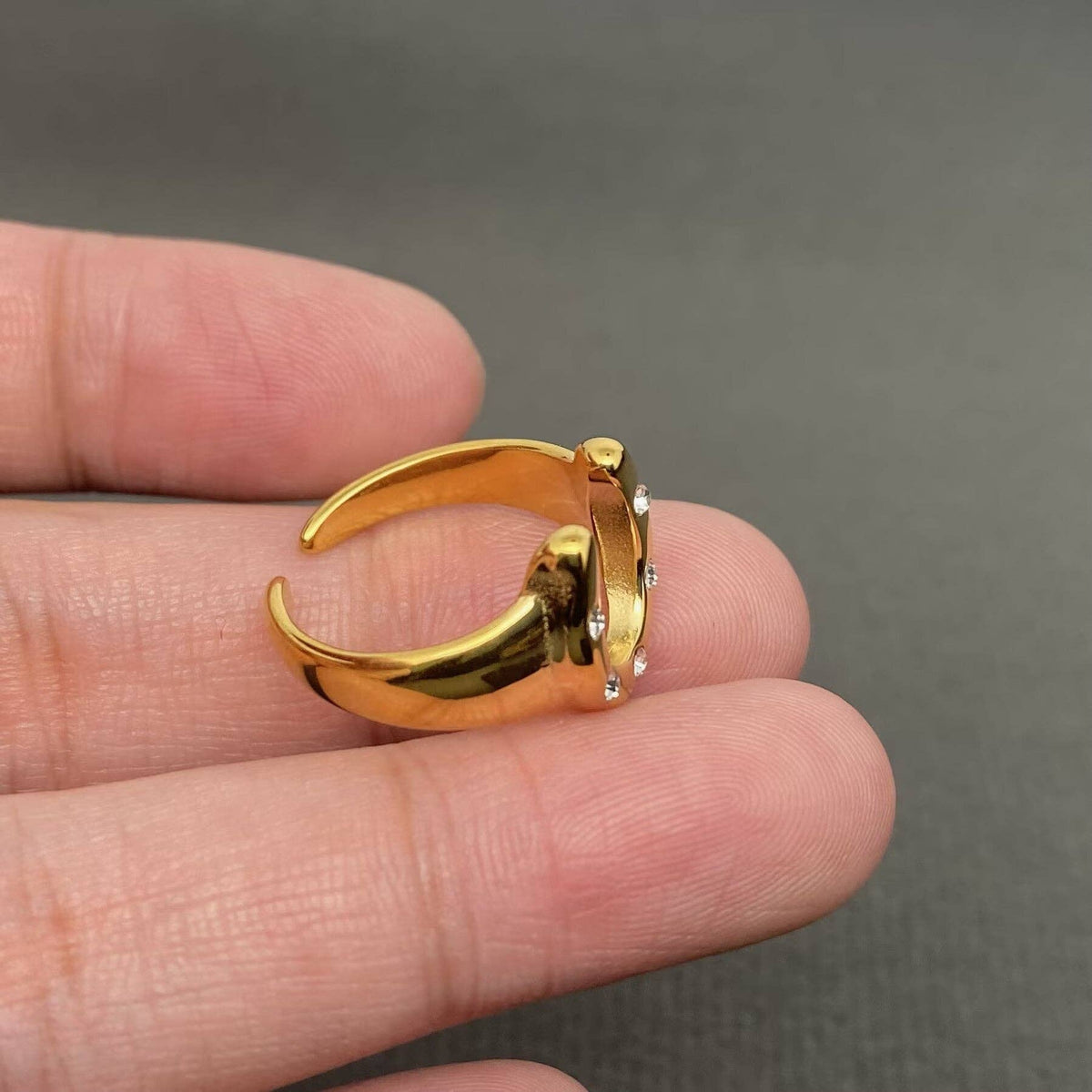 Zircon Inlaid Adjustable Horseshoe 18K Gold Plated Ring