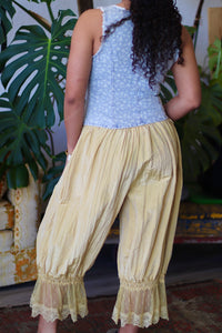 Sunshine Lace Trim Barrel Cropped Pants