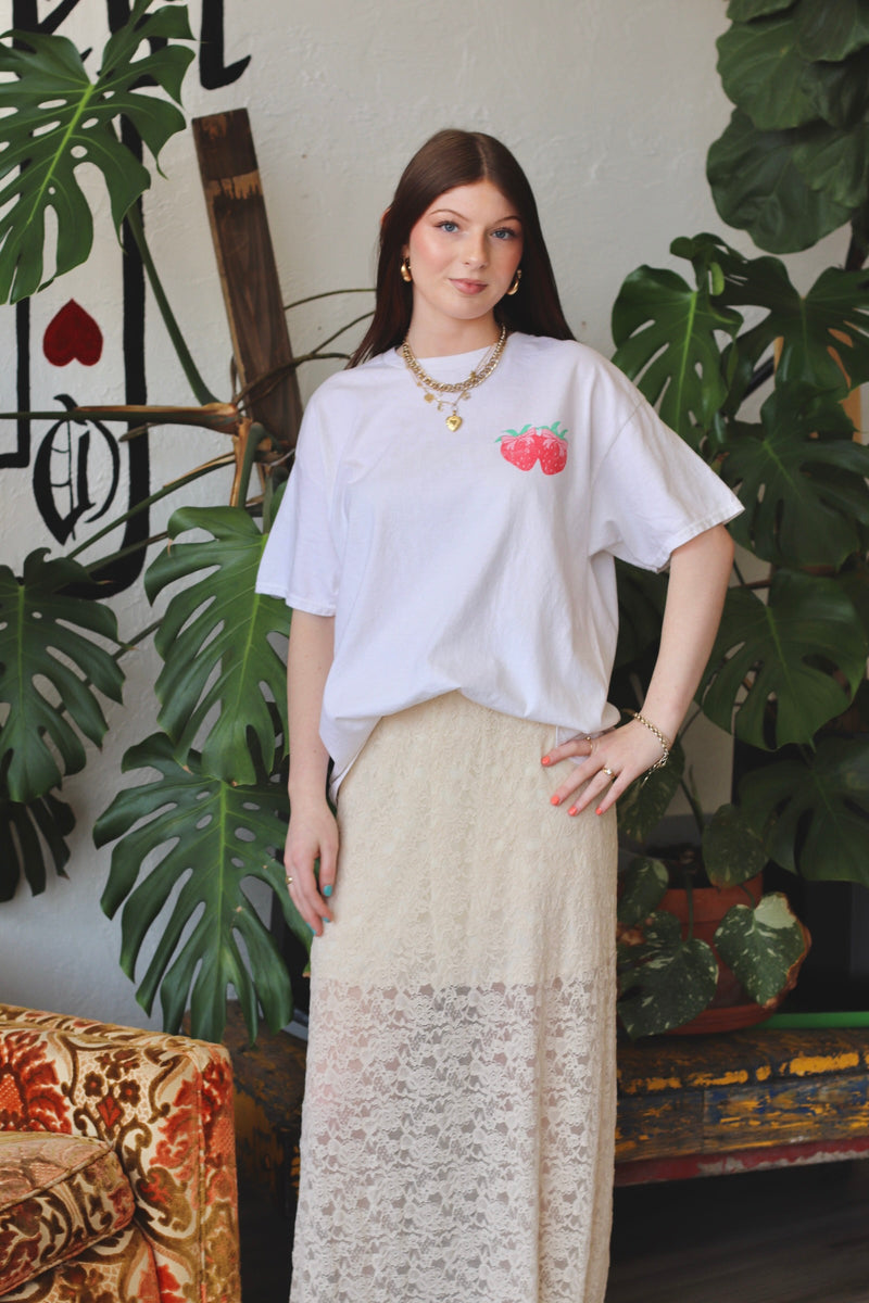 Strawberry Graphic Tee in Cream