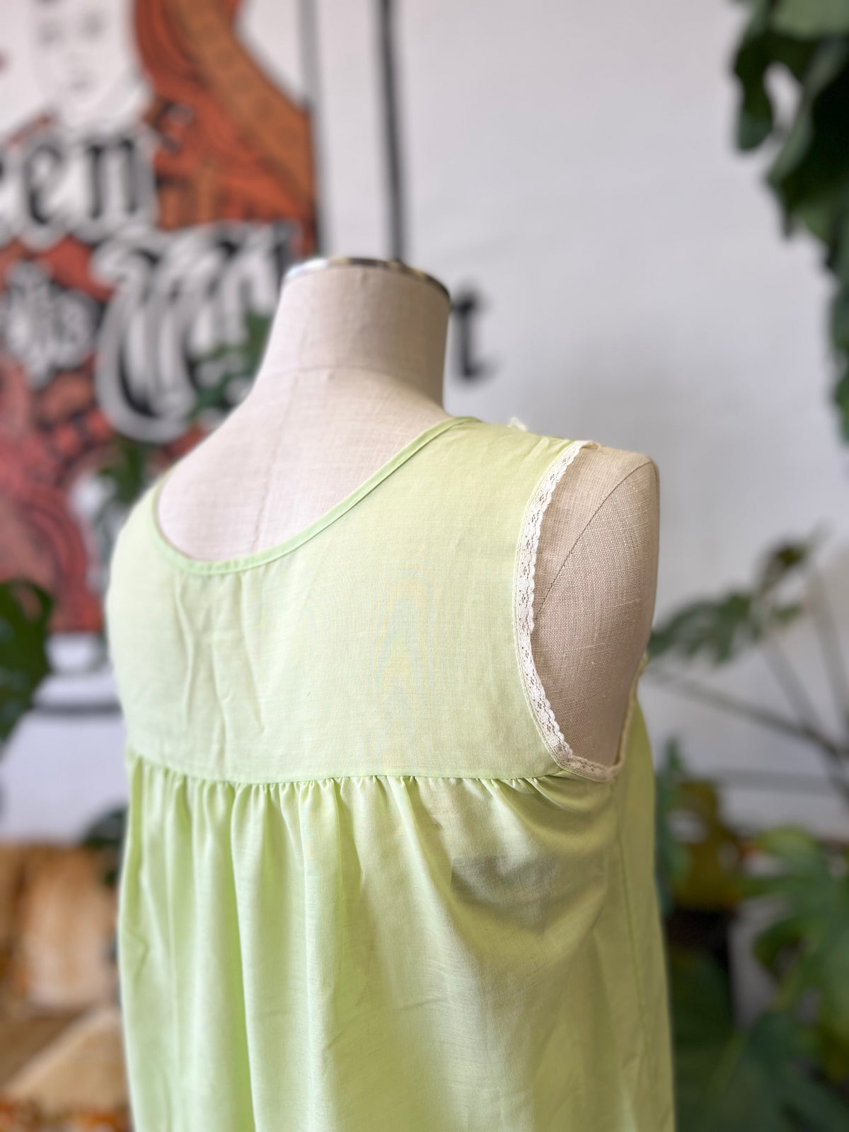 Vault Vintage | Granny Night Gown Medium