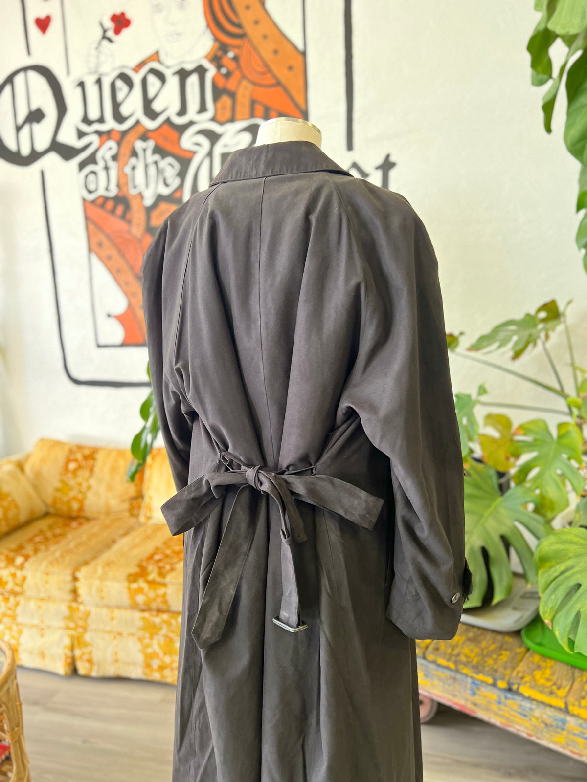 Vault | Bill Bass Trench Coat 2XL