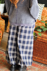 Moonlight Plaid Balloon Pants in Navy
