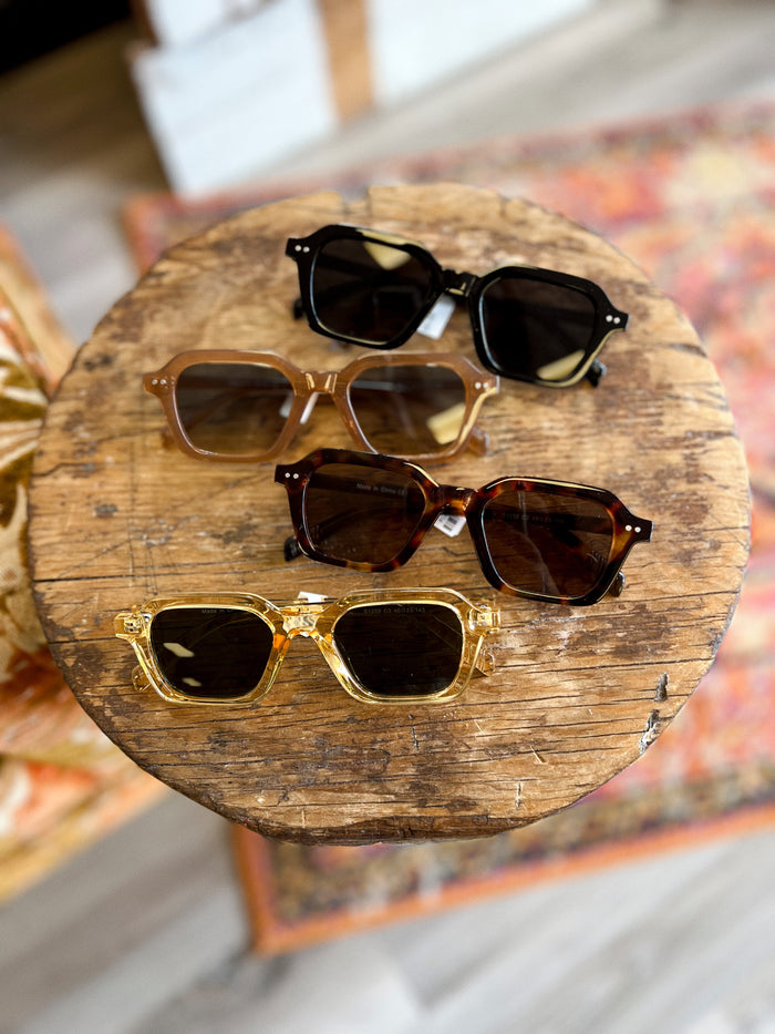 Baddie Bold Geometric Square Sunglasses