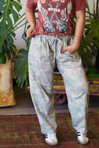 Camo Print Casual Knit Barrel Pants