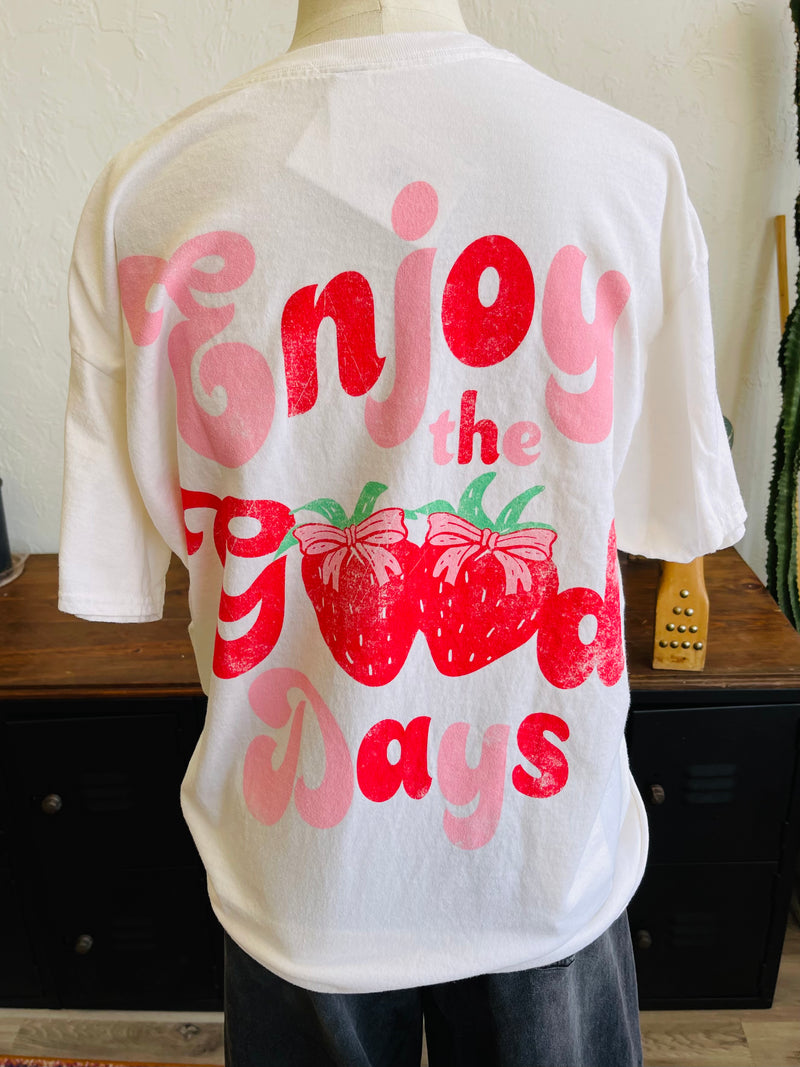 Strawberry Graphic Tee in Cream