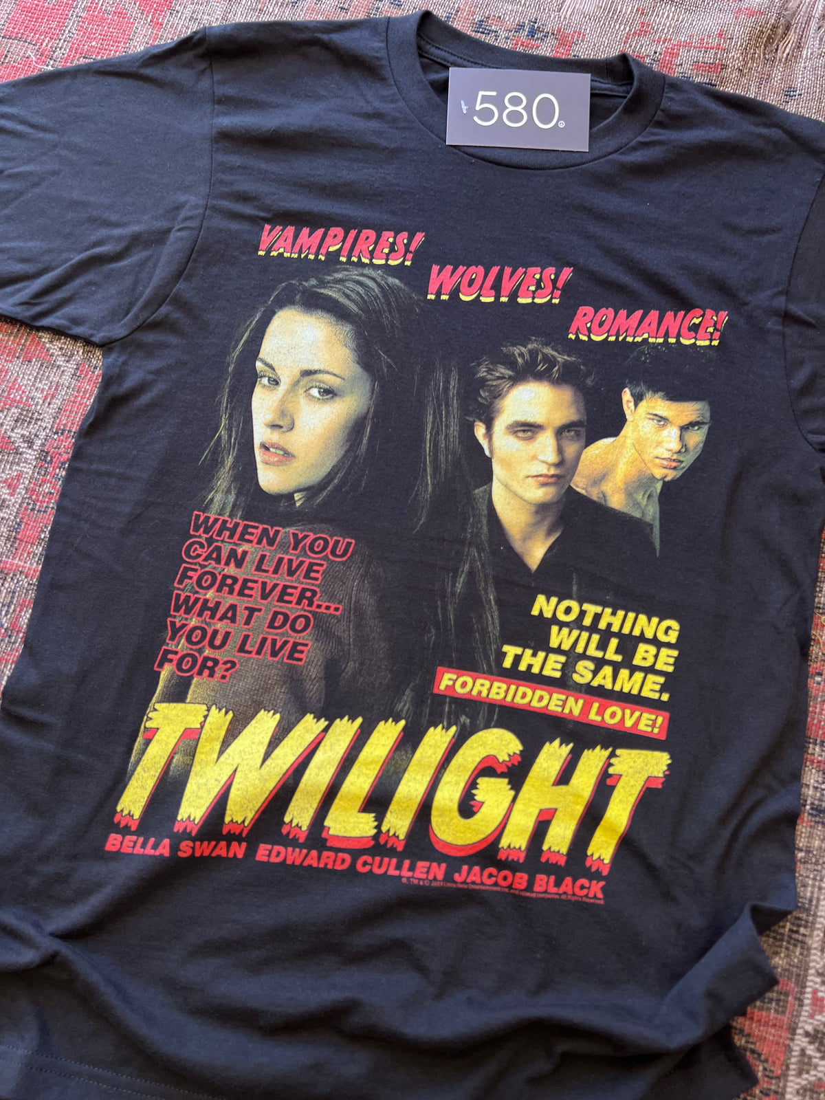 Twilight, Vampire! Wolves! Romance! Black Graphic Tee