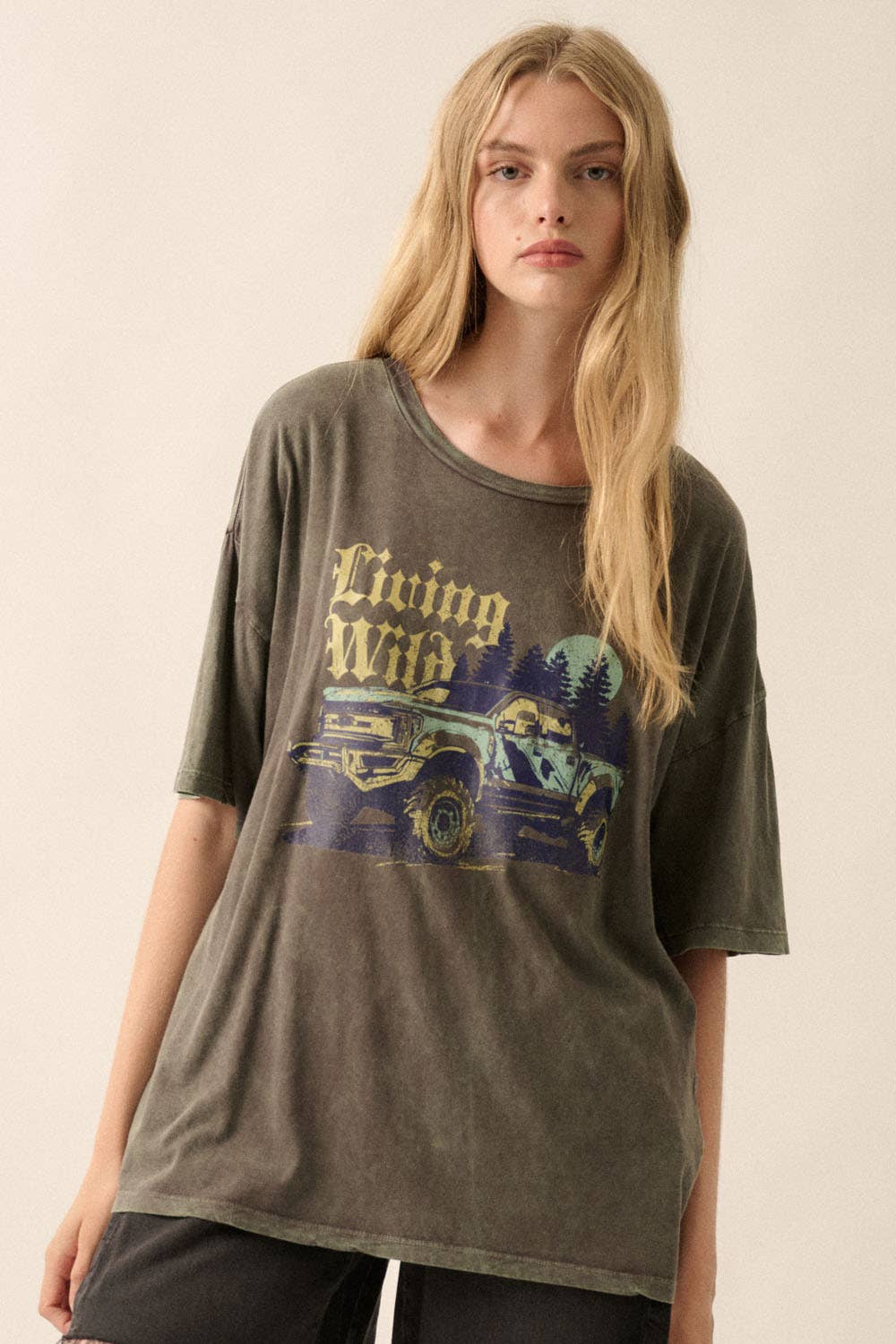 Living Wild Vintage-Wash Oversize Graphic Tee